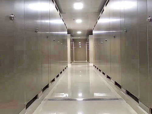 衛(wèi)生間隔斷的安裝流程和技巧，我來(lái)告訴你！